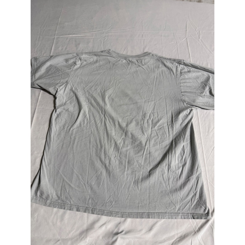 Marvel Spider-Man vs Mysterio Comic Cover Graphic T-Shirt Grey XL Amazing 141 - Picture 12 of 12